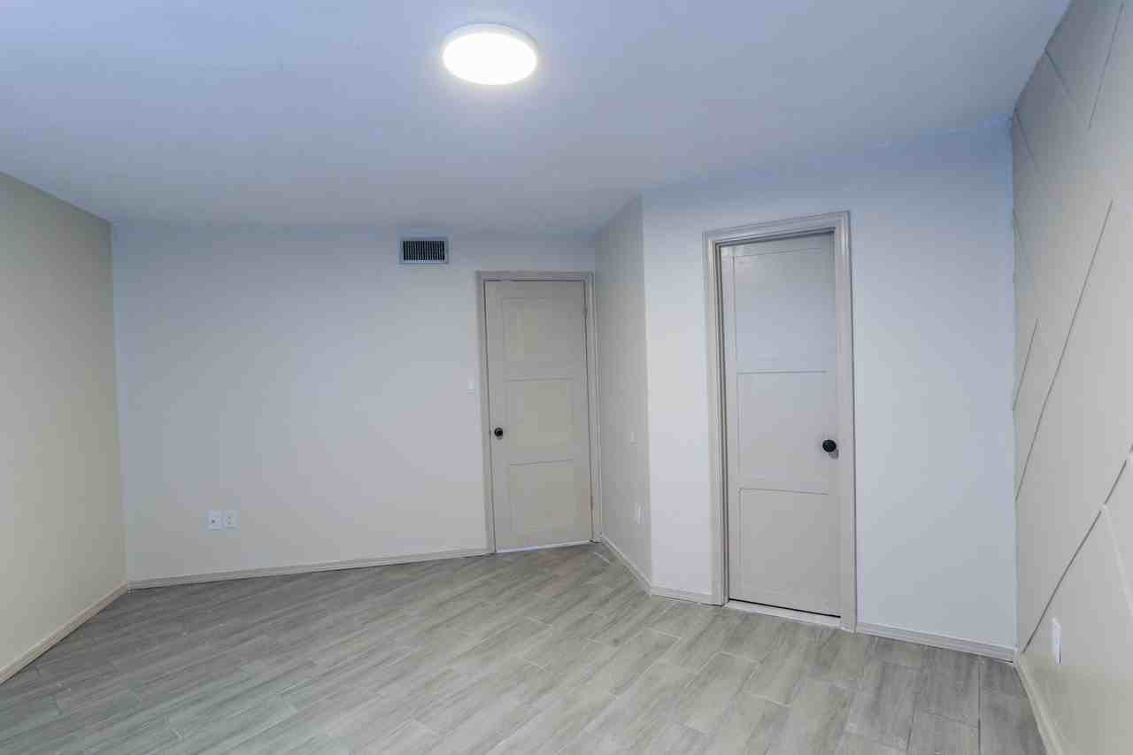 3655 Atrium Dr #U7 - Photo 7 of 14