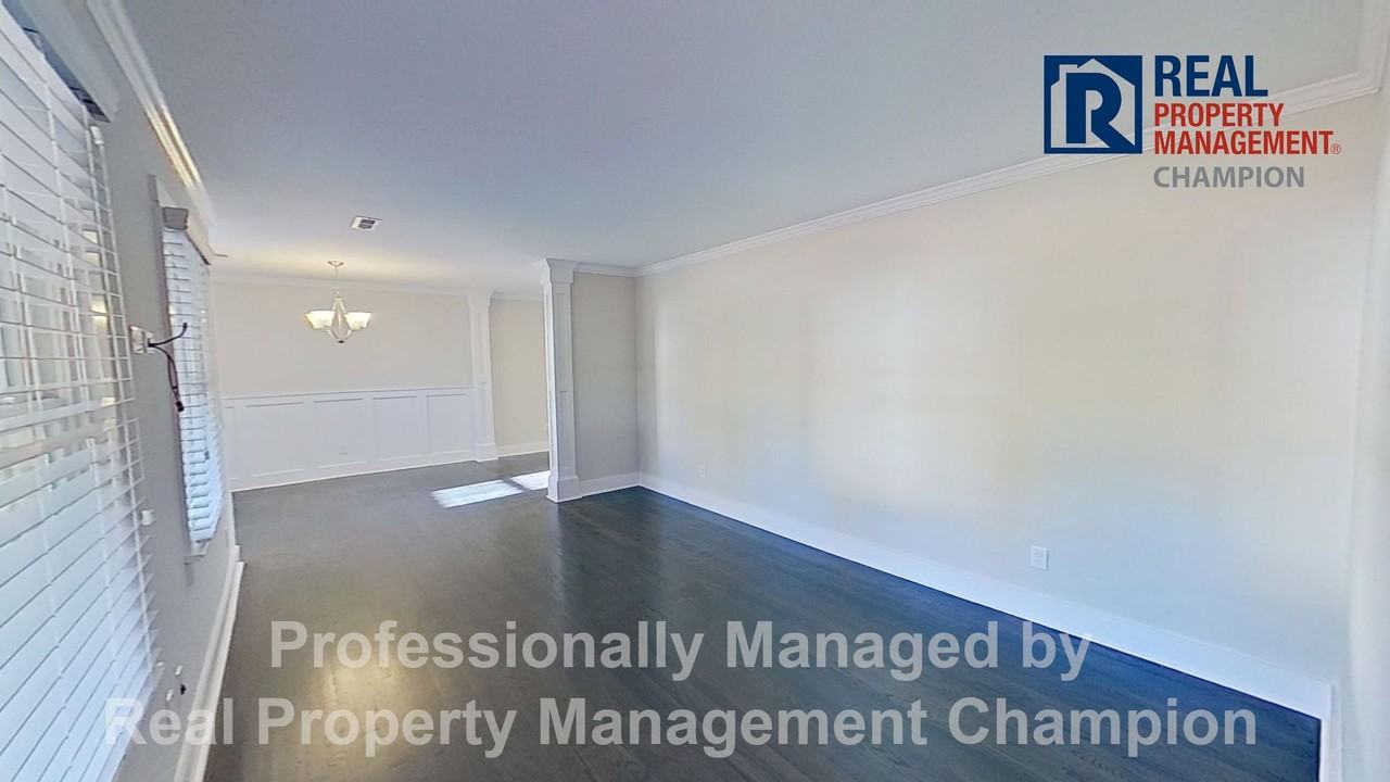 502 Brookforest Rd - Photo 3 of 36