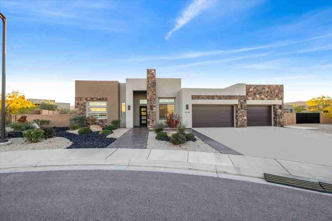 4739 N Fish Rock Cir - Photo 2 of 35