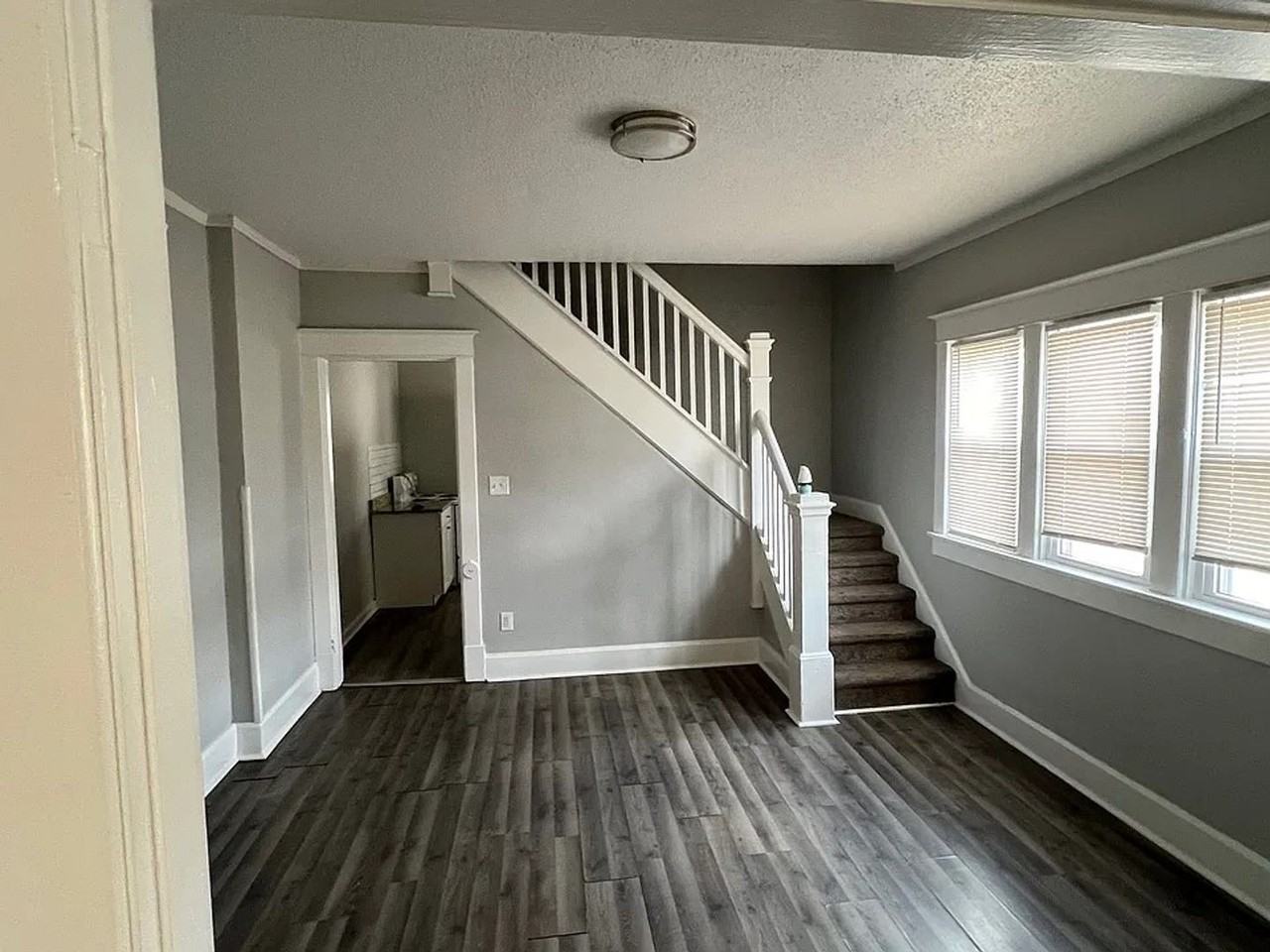 3420 Clifton St #3418 - Photo 4 of 15