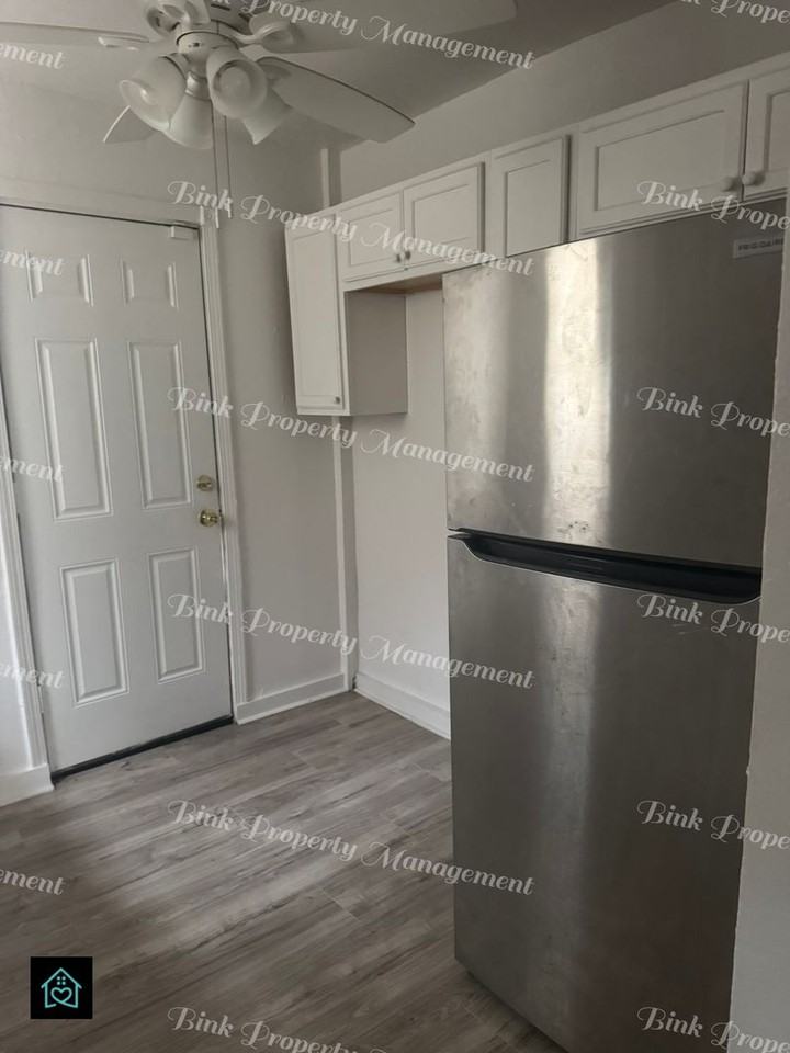 15808 Southfield Fwy - Photo 7 of 23