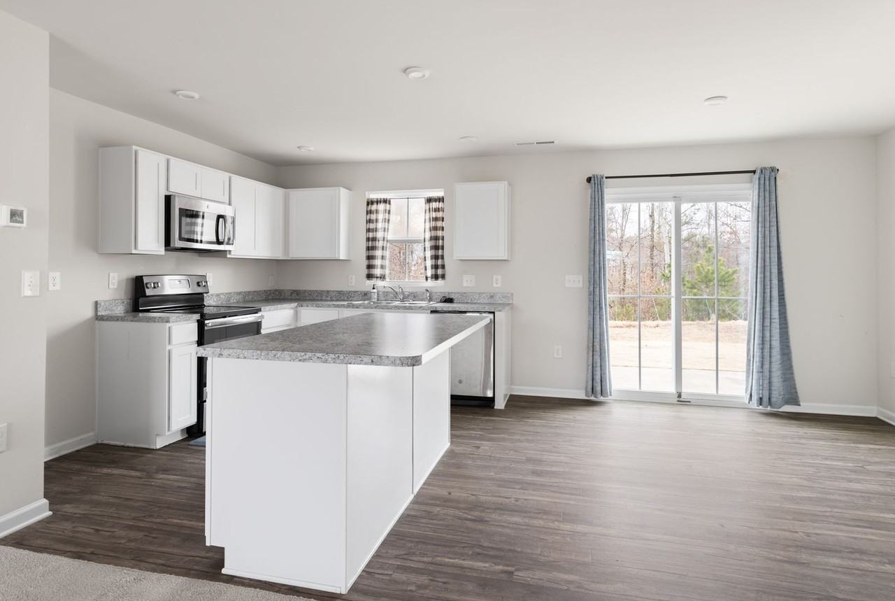 1012 Old Evergreen Dr - Photo 6 of 30