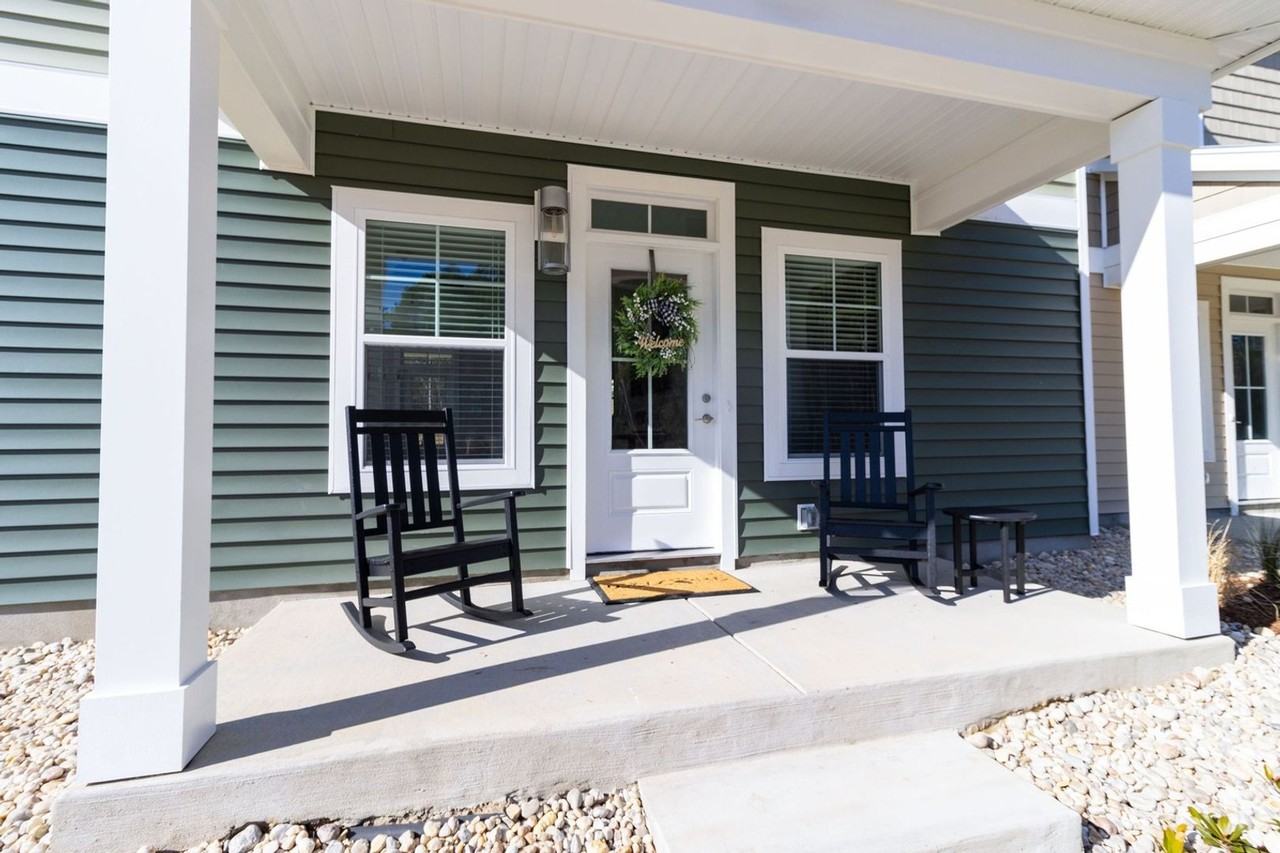 110 Jarvis Landing Dr - Photo 2 of 23