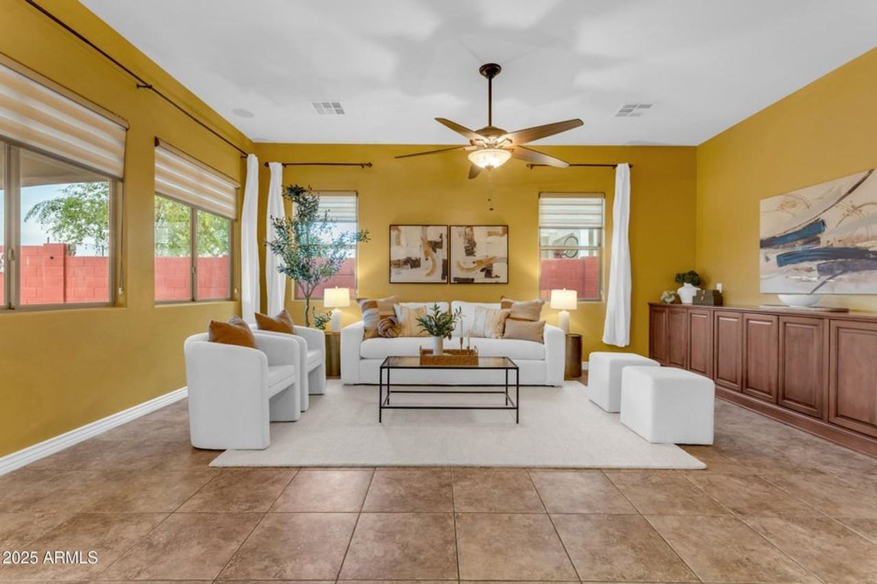 17564 Verdin Road - Photo 4 of 50