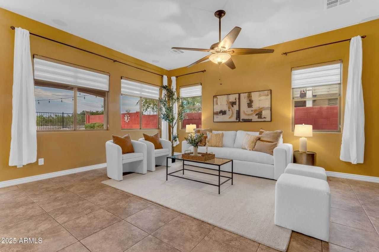 17564 Verdin Road - Photo 5 of 50