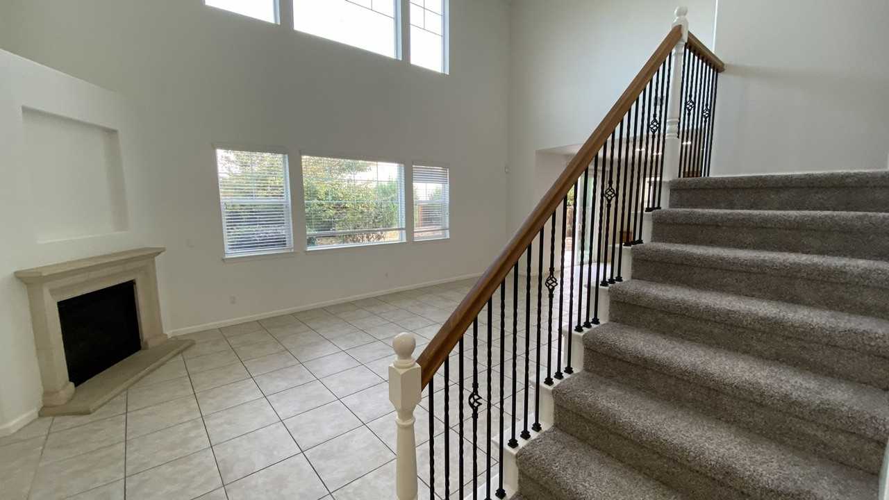 685 W La Canada Ave - Photo 6 of 50