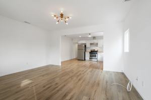 featured image of 2435 Houston St