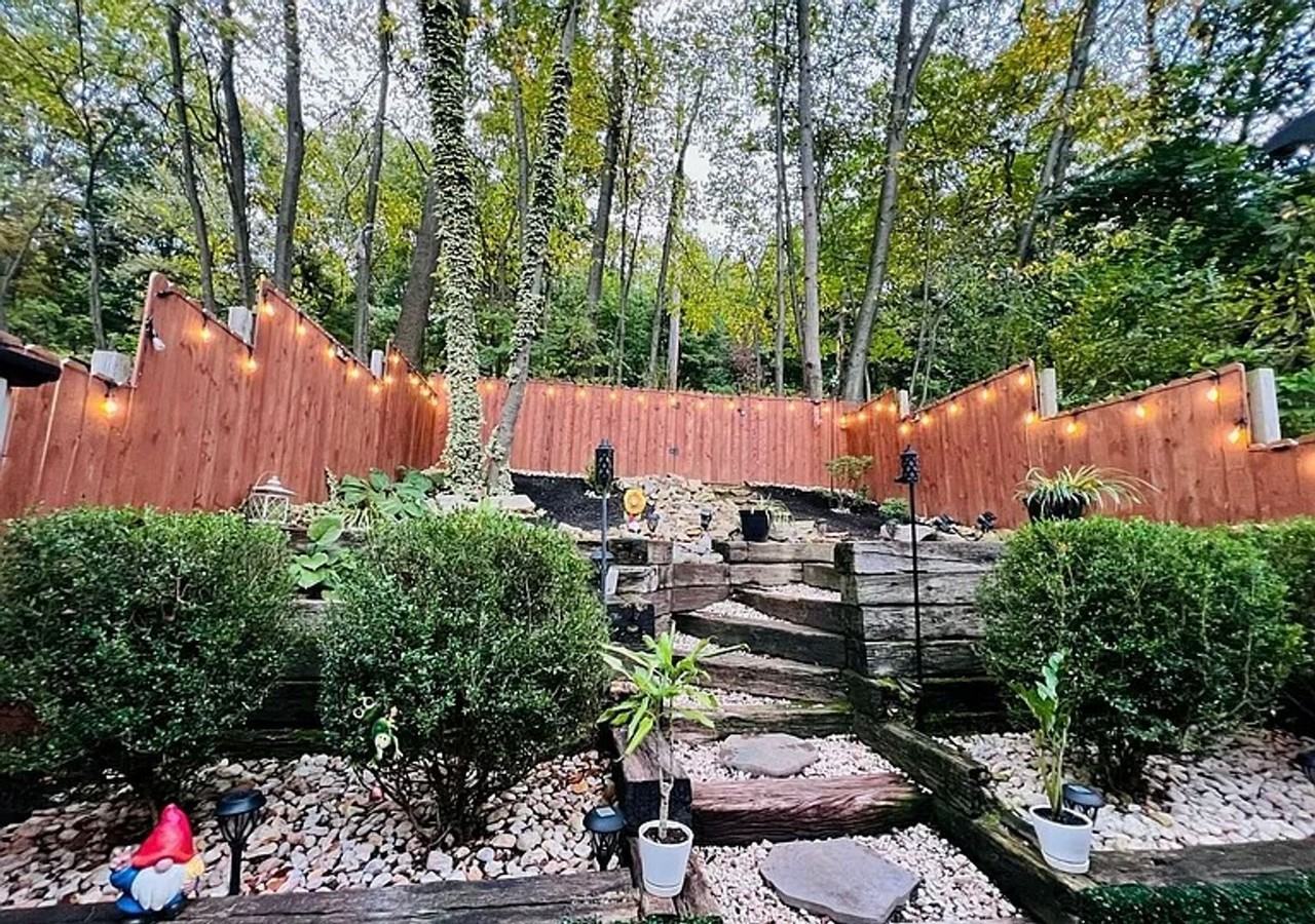 1074 Fox Run - Photo 2 of 23