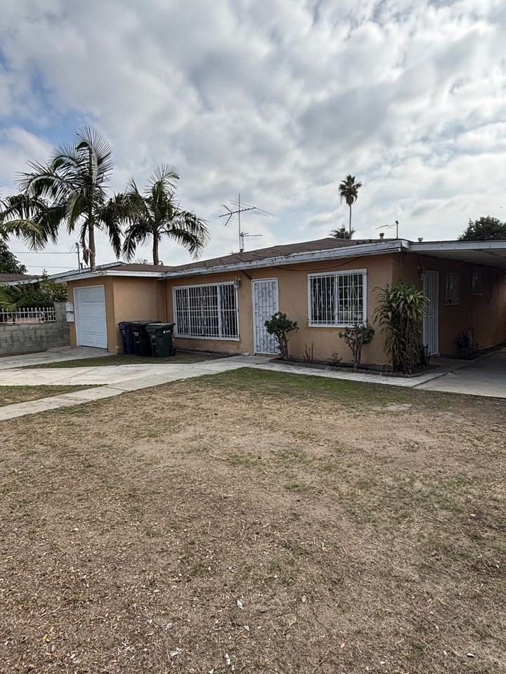 2400 2400 E 130th St. - 2400 E 130th St. - Photo 2 of 41