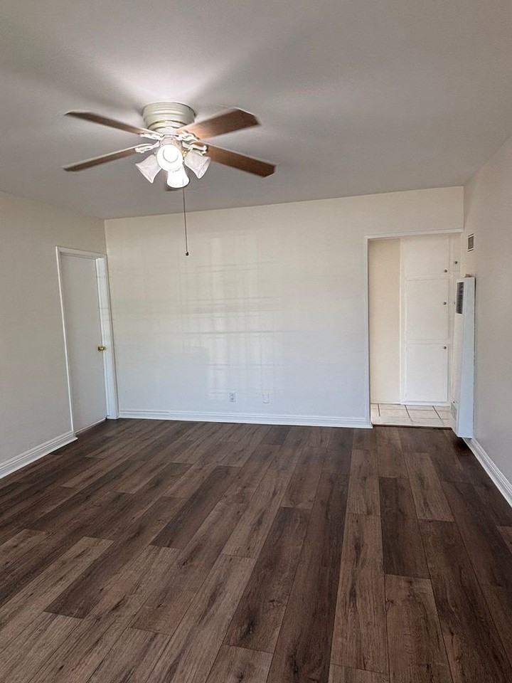 2400 2400 E 130th St. - 2400 E 130th St. - Photo 6 of 41