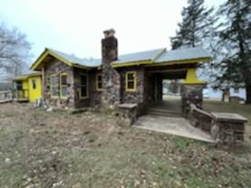 19 Evelyn Ln - Photo 1 of 1