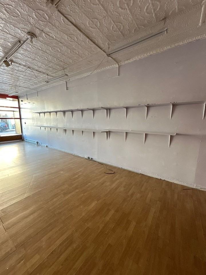 1010 N 3rd St - Photo 5 of 8