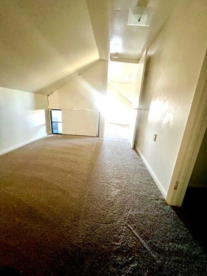 511 N Harrison Ave - Photo 7 of 10