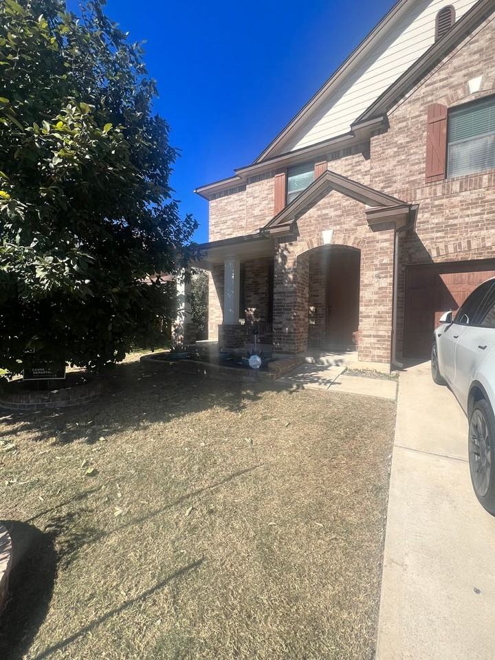 917 Lilly Pad Lane - Photo 6 of 23