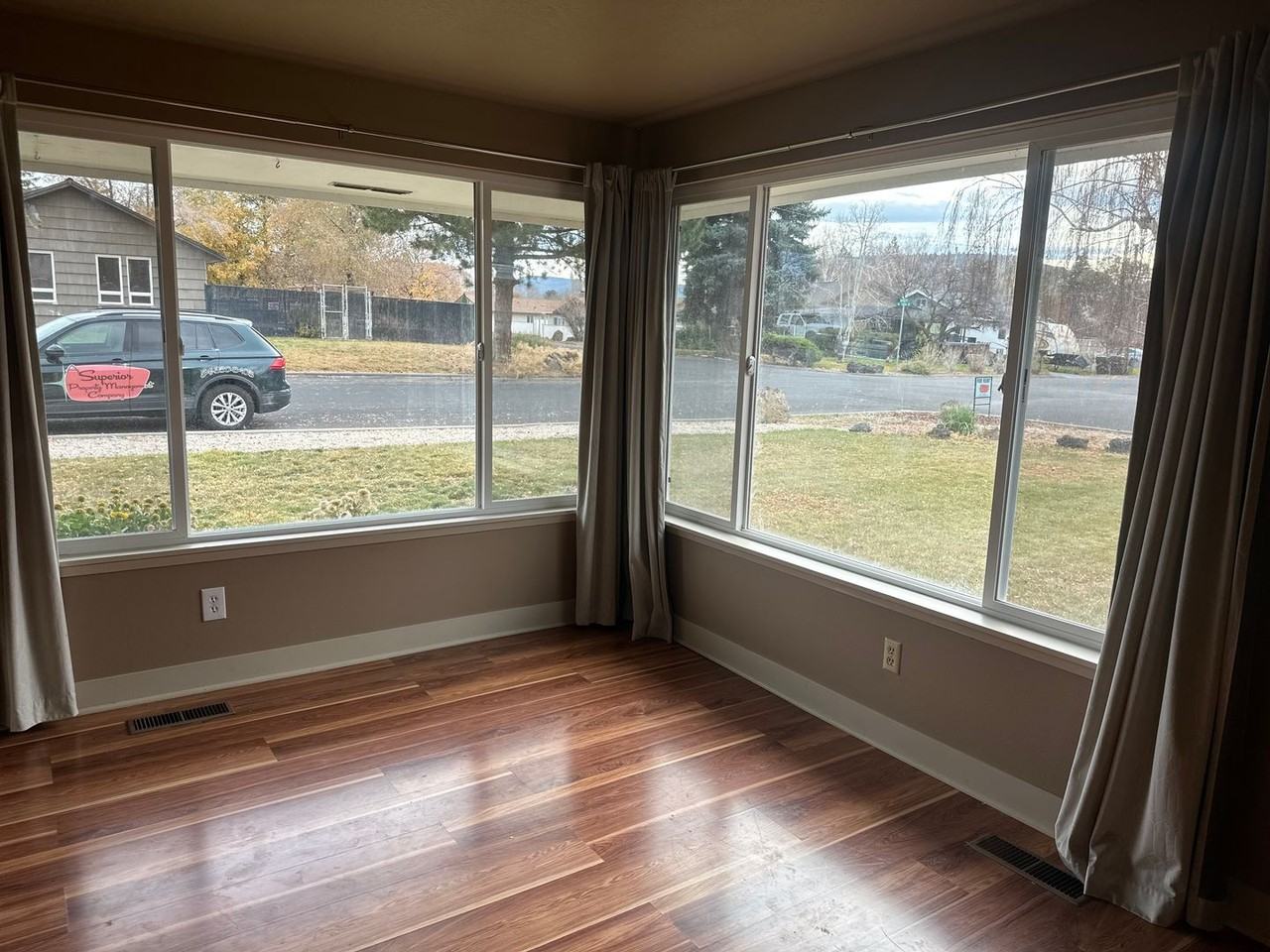 697 Se 3rd St - Photo 2 of 48