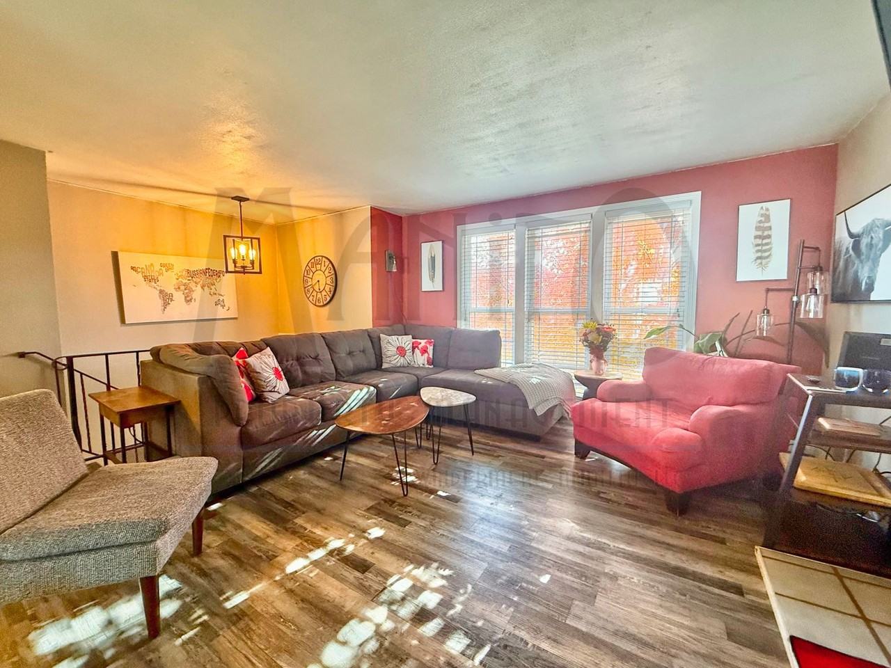 3603 E 37th Ave - Photo 3 of 21