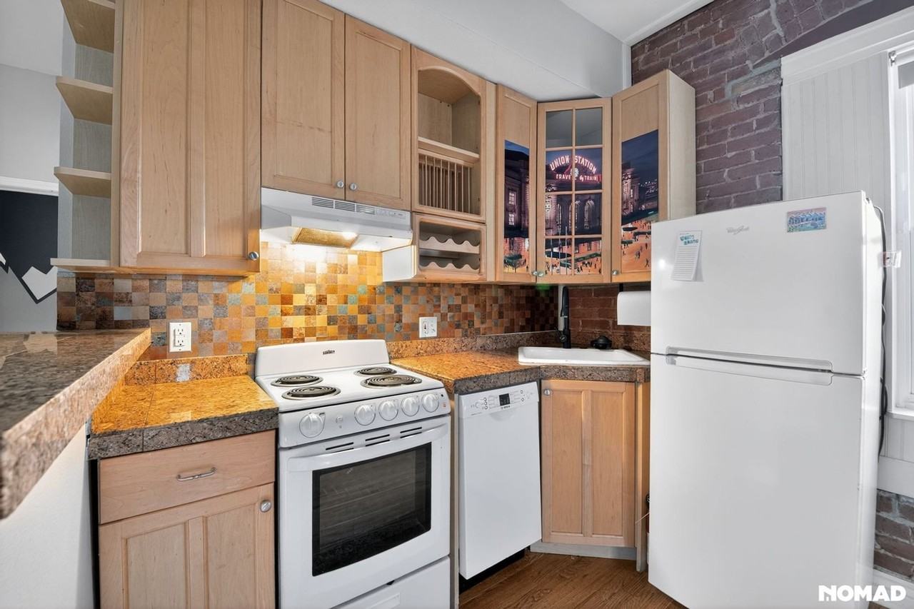 1450 N High St - Photo 4 of 30