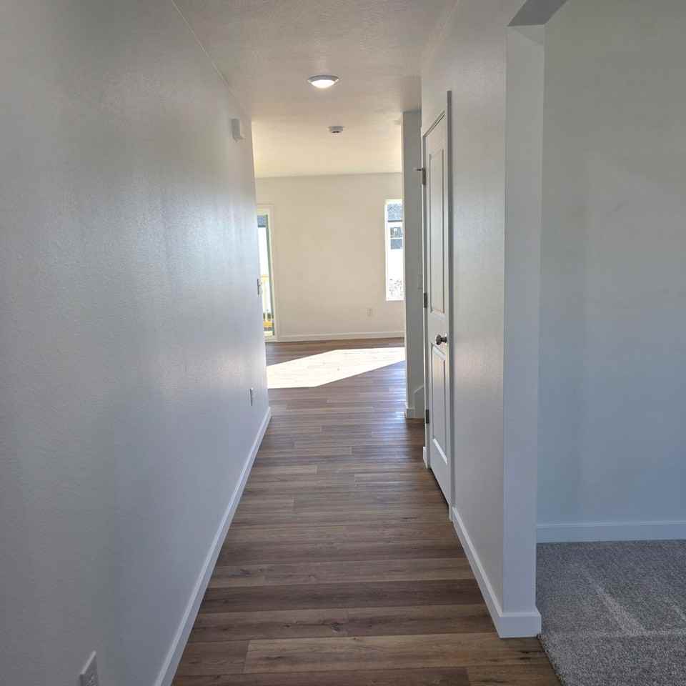 5134 W Sunstruck St - Photo 2 of 28