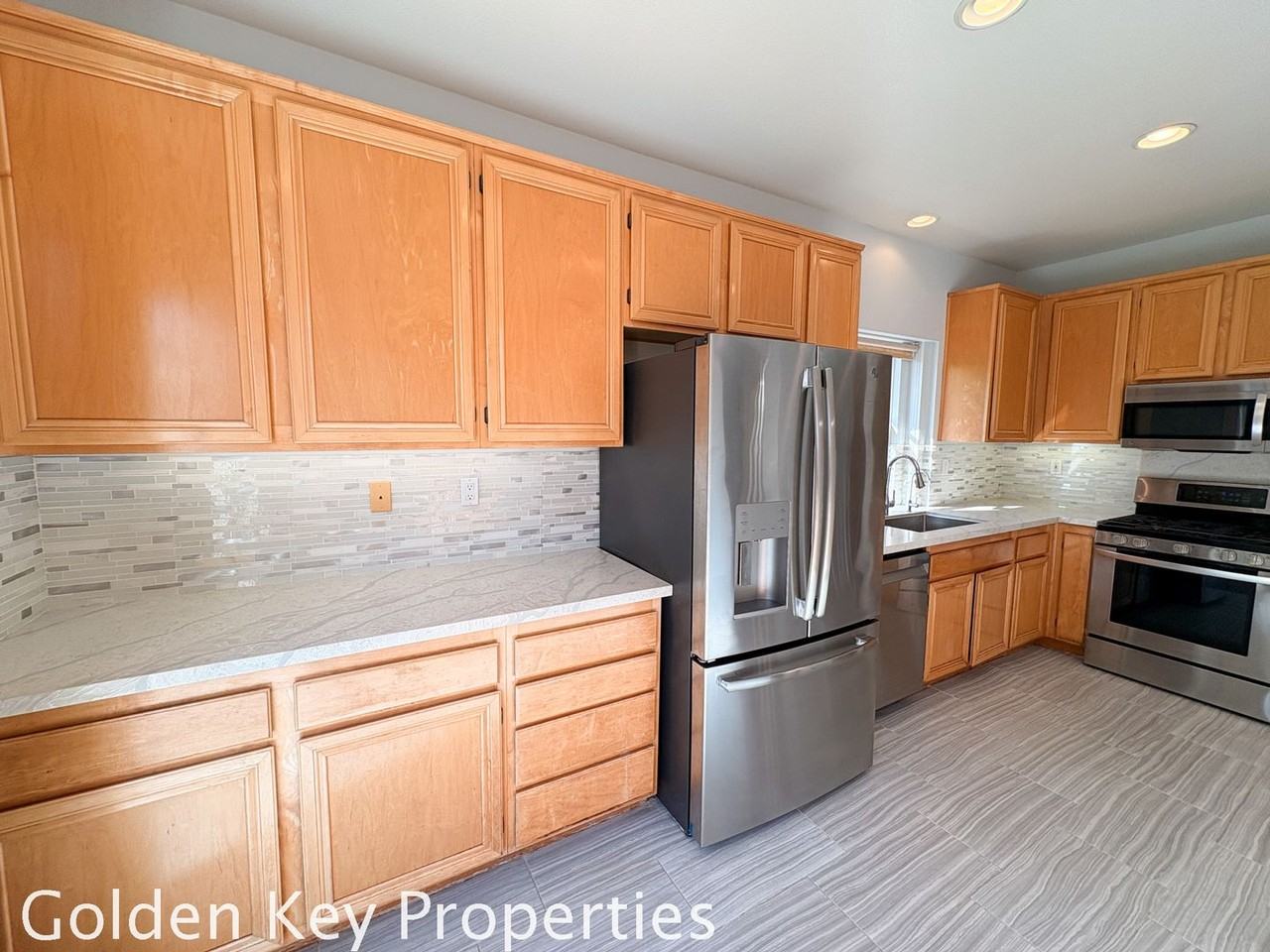 6035 Paseo Carreta - Photo 3 of 33