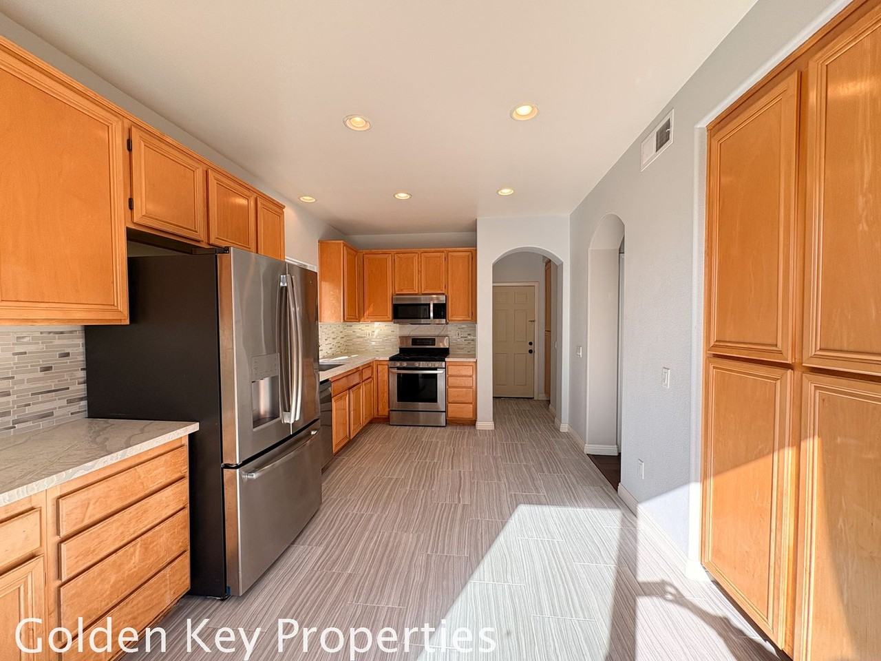 6035 Paseo Carreta - Photo 5 of 33