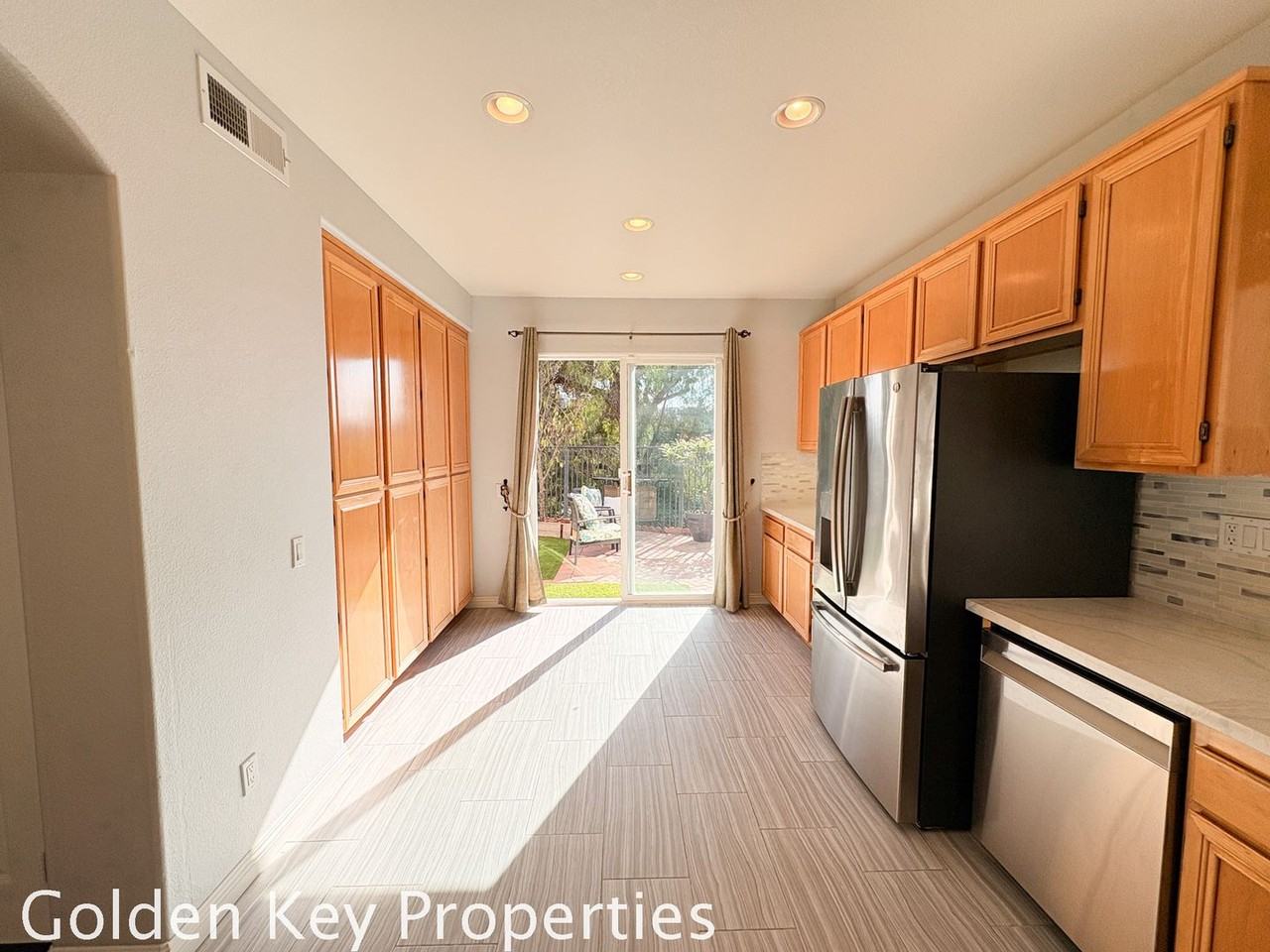 6035 Paseo Carreta - Photo 6 of 33