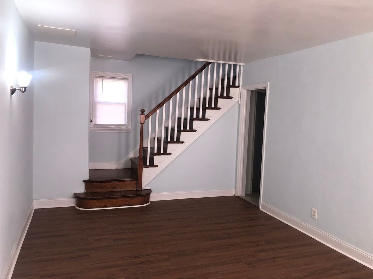 802 Radnor Avenue - Photo 3 of 23