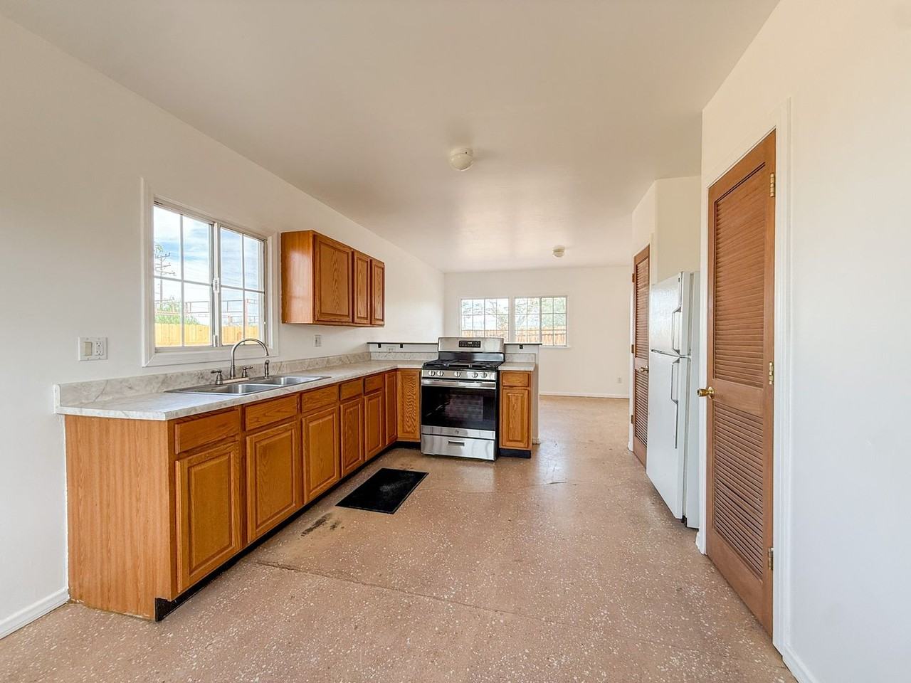 69293 29 Palms Hwy - Photo 6 of 23