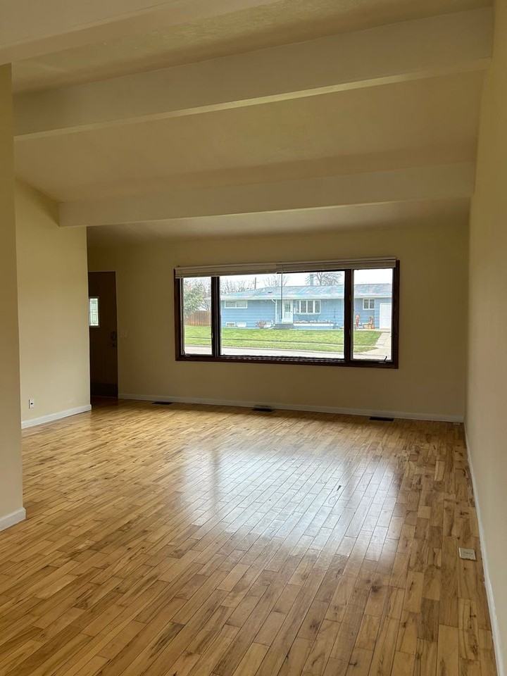 409 24th Street Northwest - Photo 7 of 17