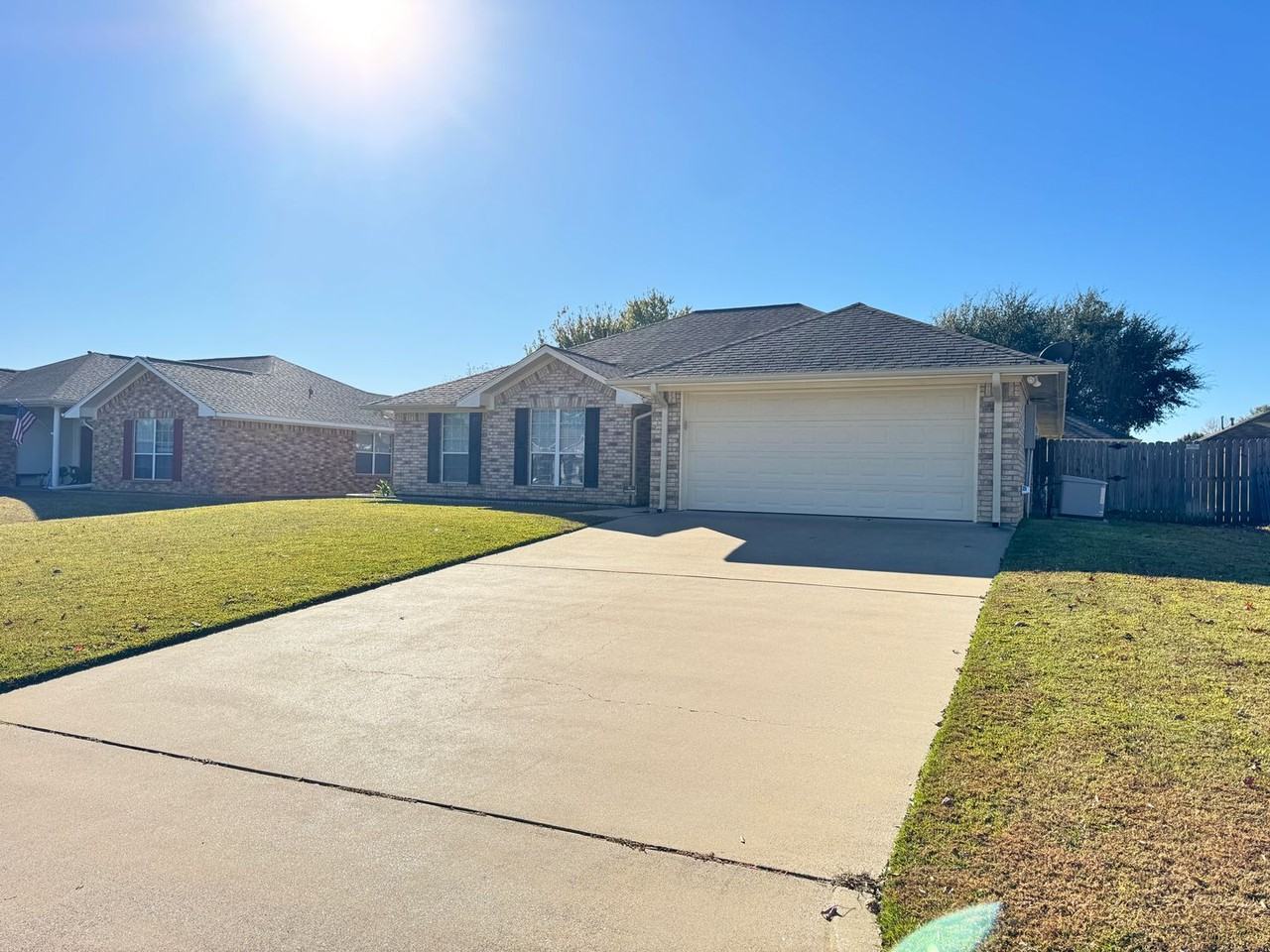 11281 Grand Slam Drive - Photo 2 of 34