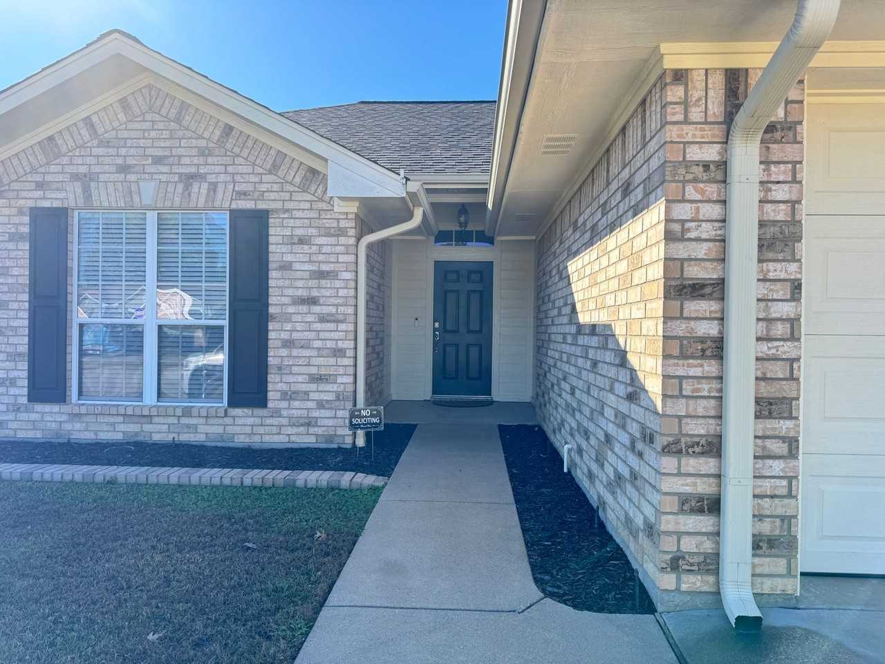 11281 Grand Slam Drive - Photo 3 of 34