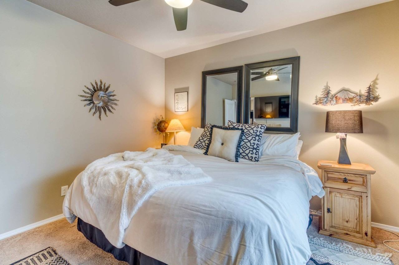 20341 Elaine Ln - Photo 3 of 26