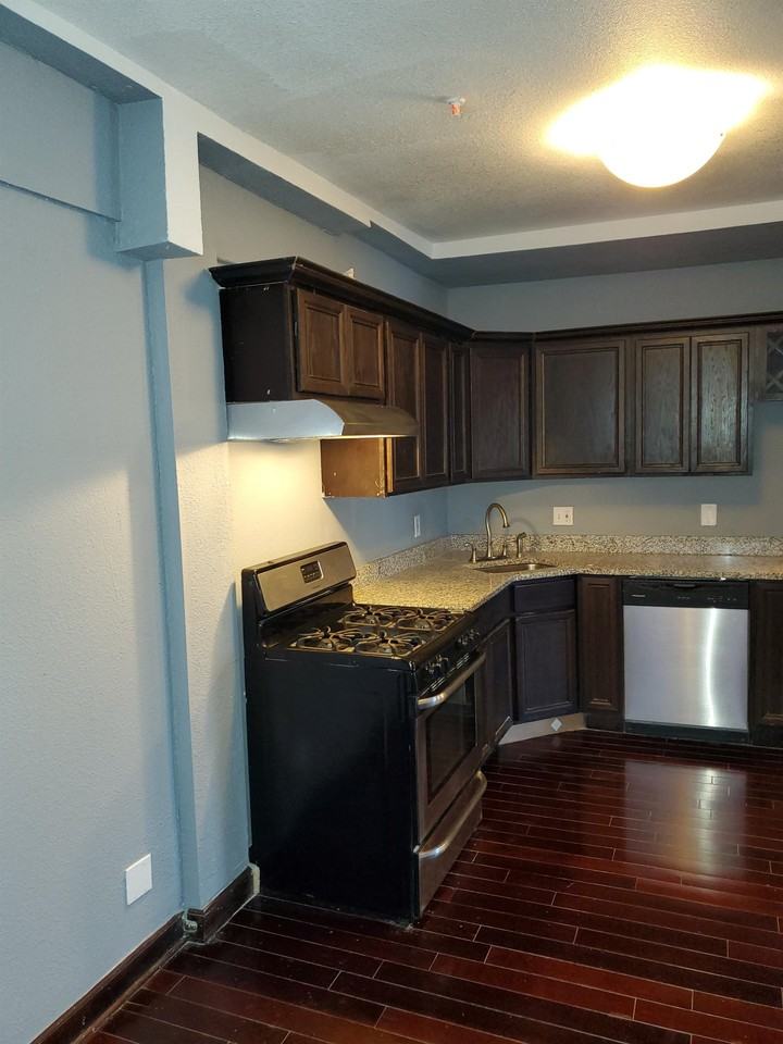 8845 E Jefferson Ave #208 - Photo 4 of 8