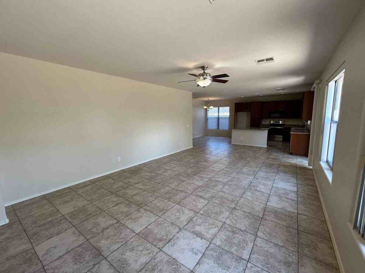 3911 S 100th Gln - Photo 6 of 10