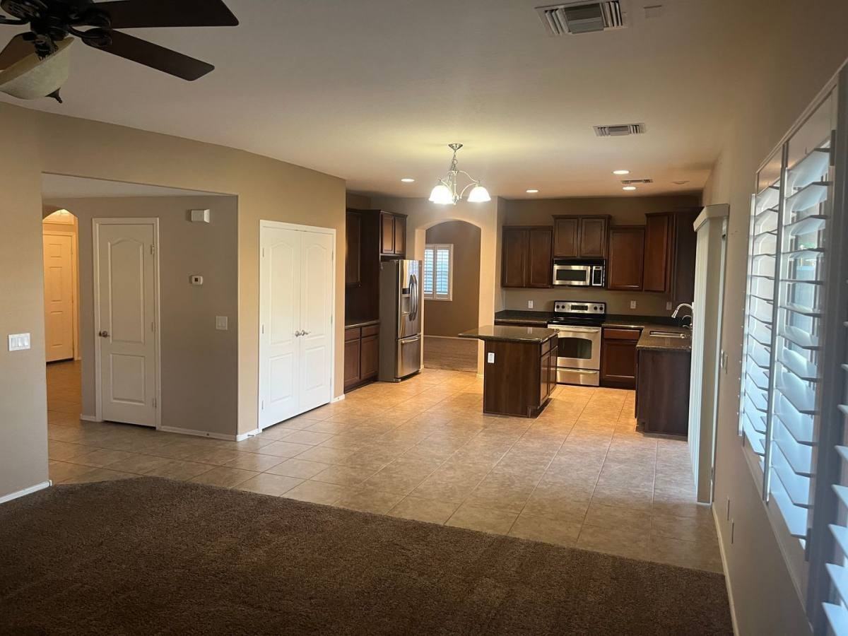 16412 West Hope Drive - Photo 3 of 10