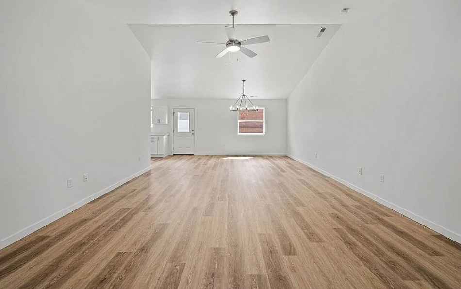 173 Orchard View Way - Photo 3 of 18