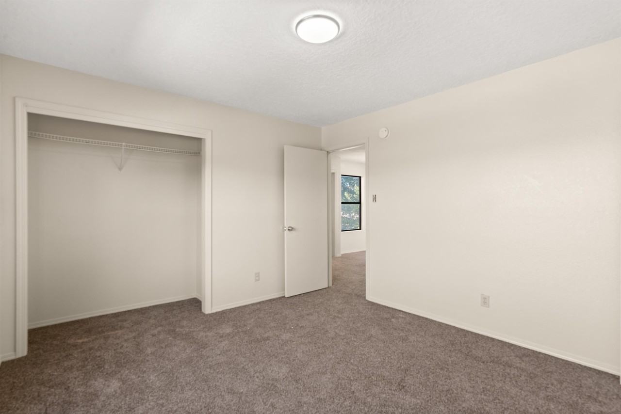 4952 Butte Pl Nw #0 - Photo 2 of 11