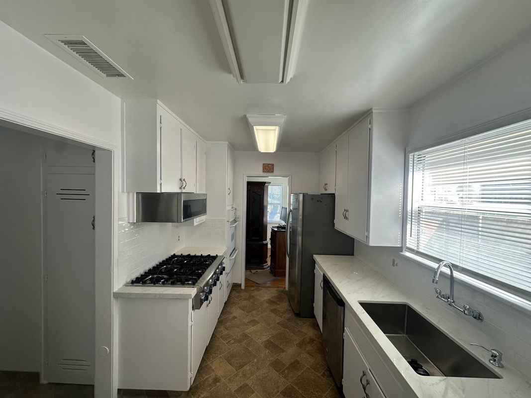 9054 Farm St - Photo 3 of 13