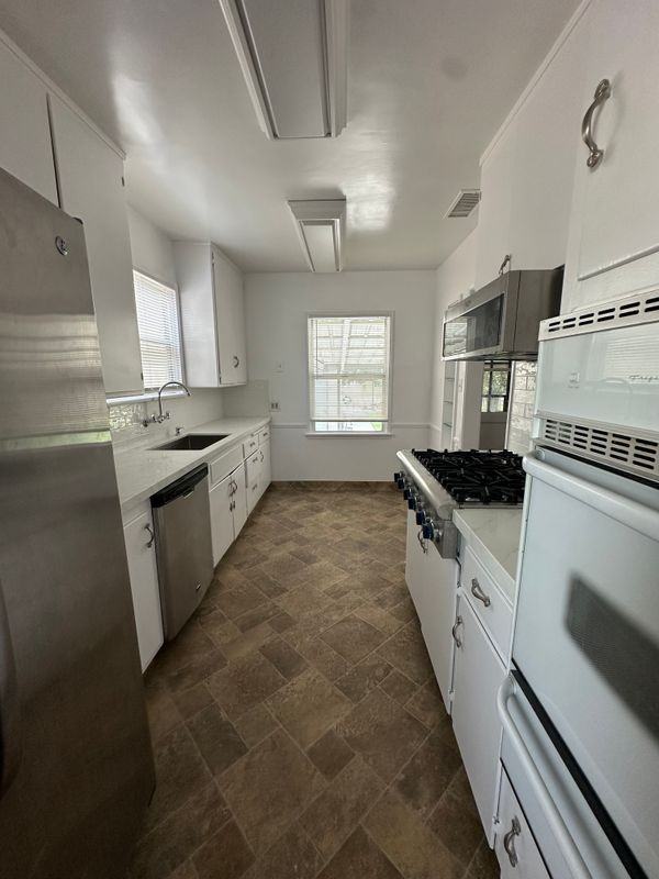 9054 Farm St - Photo 4 of 13