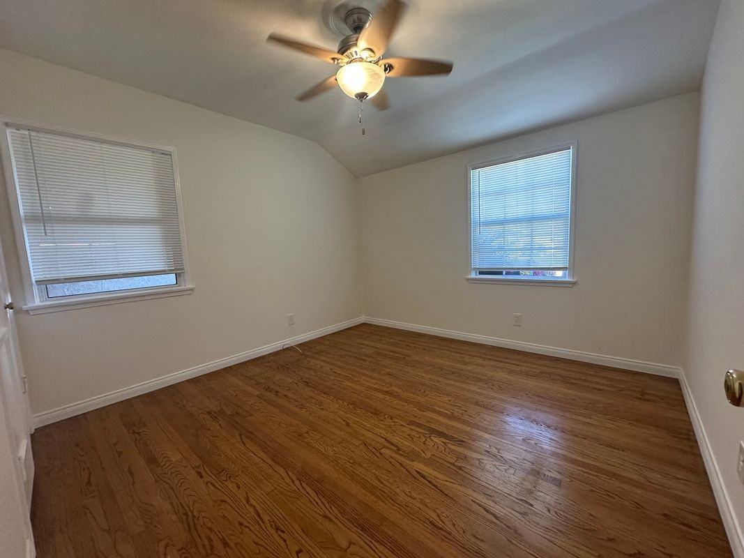 9054 Farm St - Photo 5 of 16