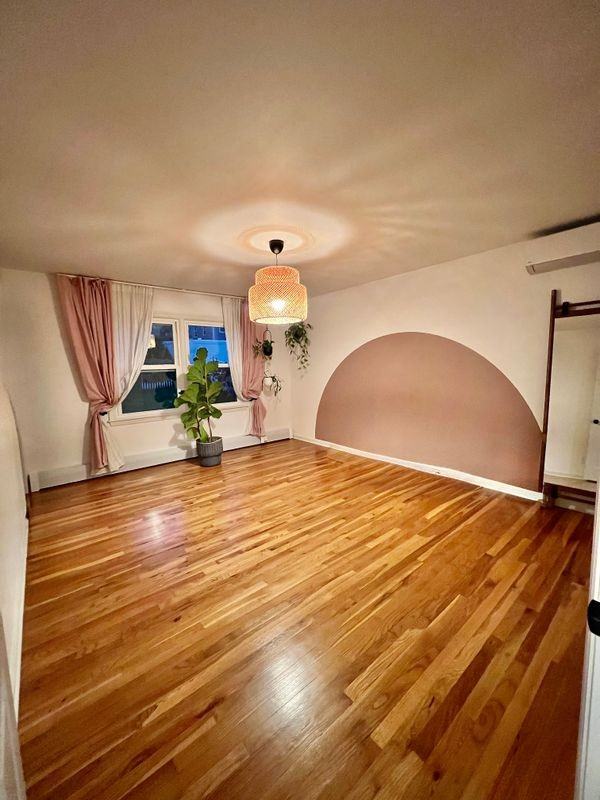 724 6th St ##1 - Photo 6 of 11