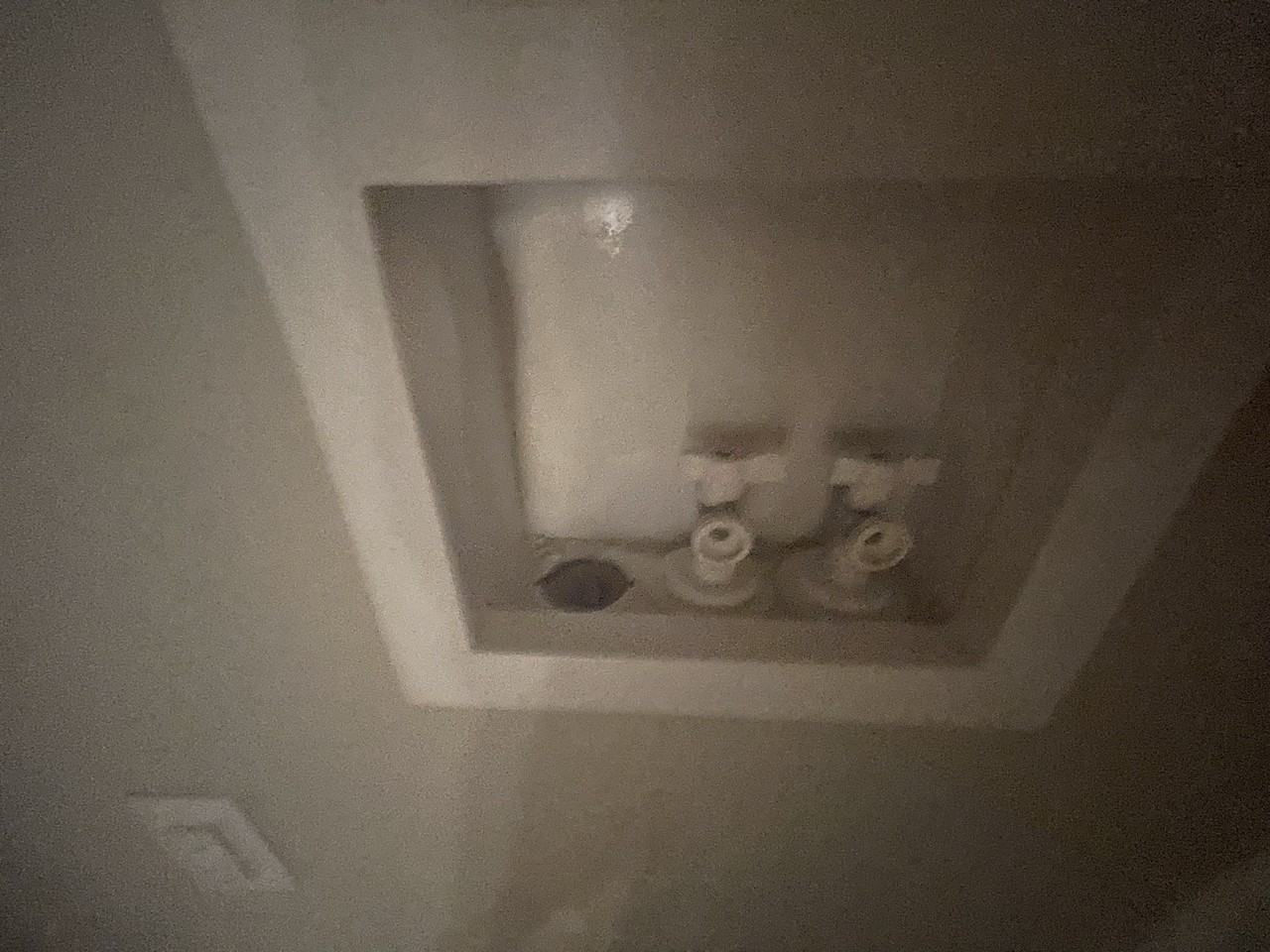 20687 Mercury Dr - Photo 3 of 18