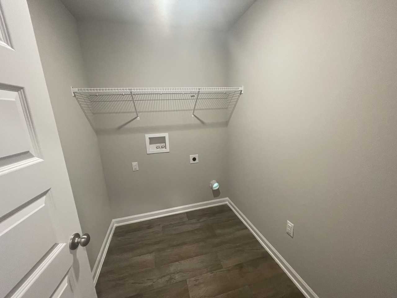 20687 Mercury Dr - Photo 4 of 18