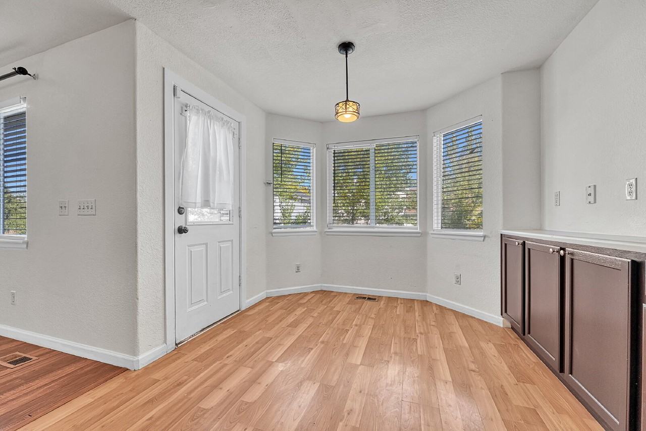 22893 E Progress Ave - Photo 7 of 37