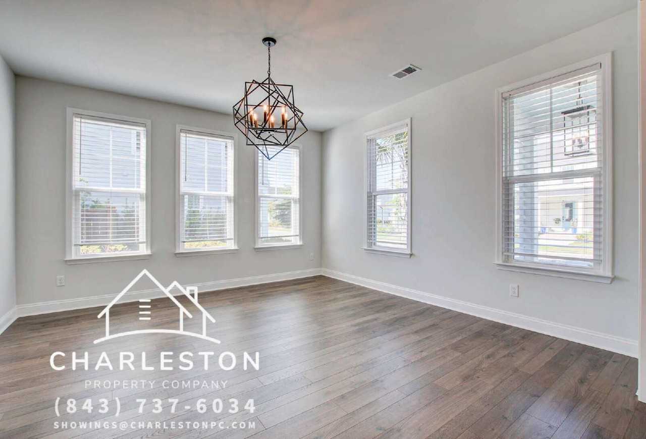 612 Heartwood Ln - Photo 3 of 49