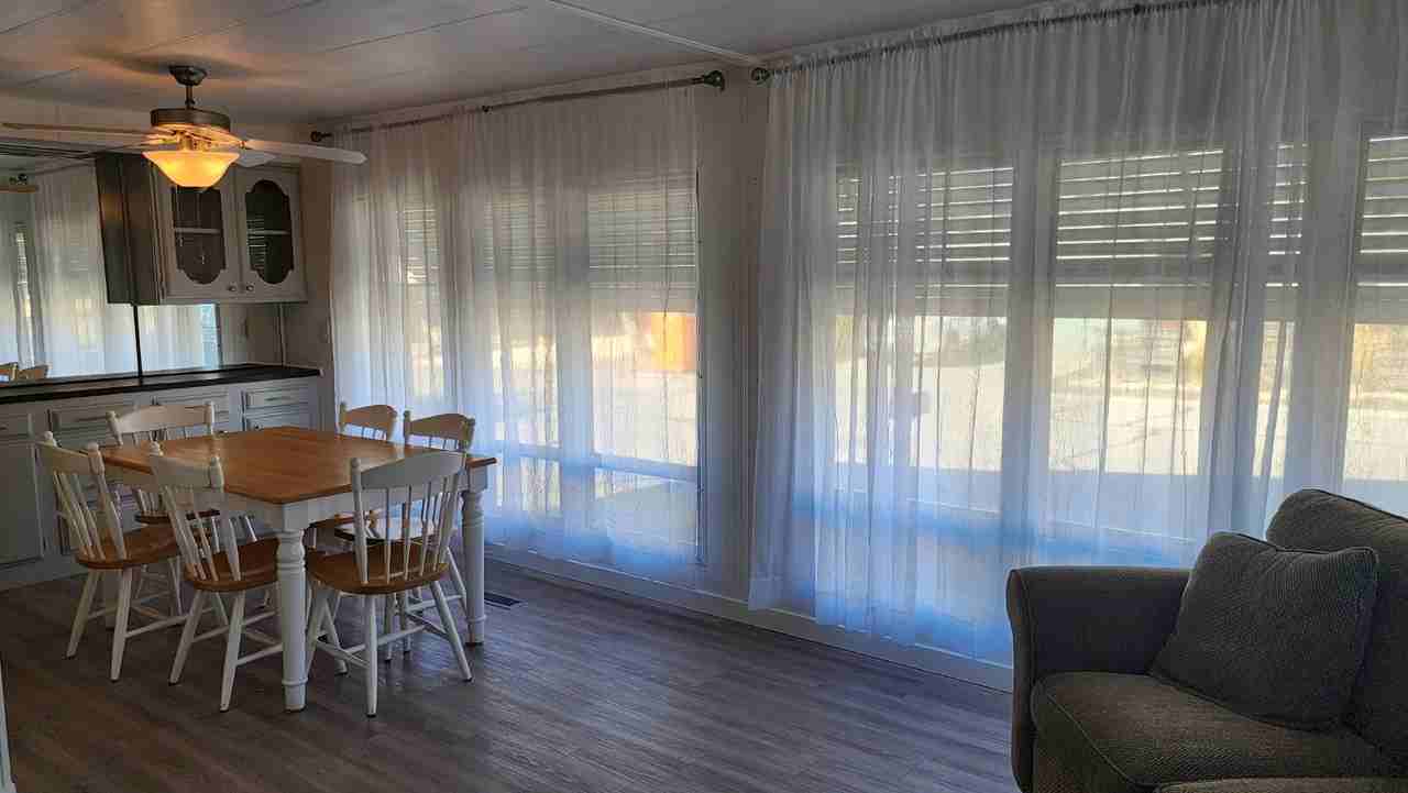 3668 Kingsland Way - Photo 6 of 12