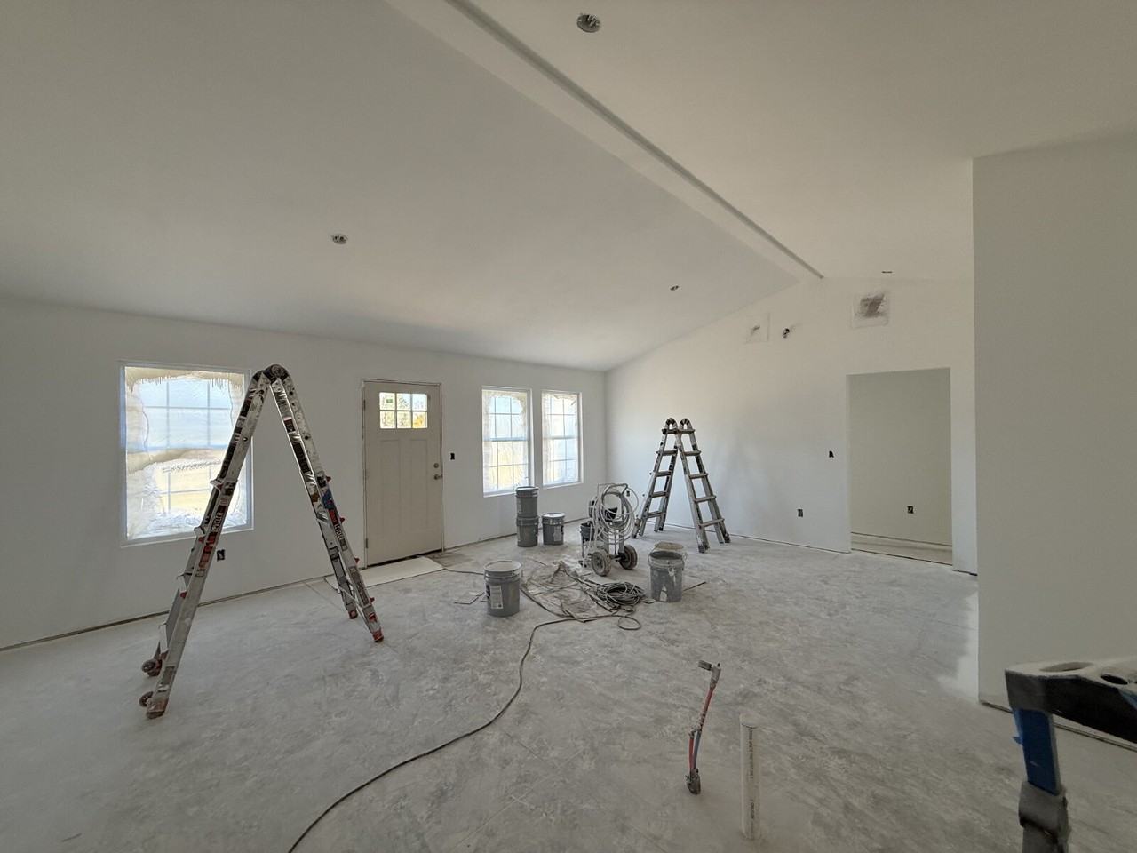 172 Ruby Ln - Photo 5 of 16