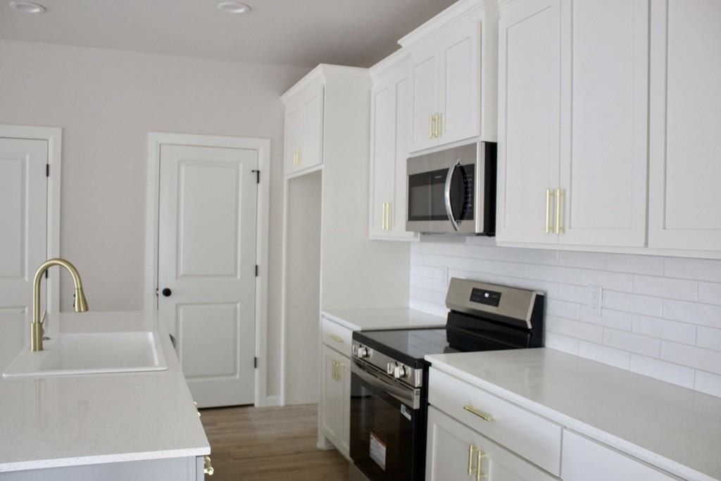 2304 E 4th Pl #1 - Photo 6 of 9