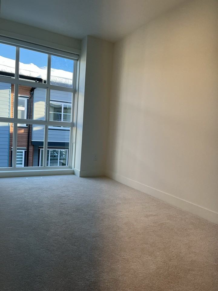 7670 207 Street - Photo 3 of 12