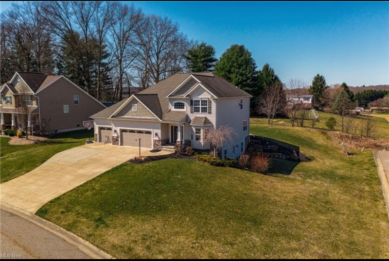 5027 Forbes Ave Nw - Photo 2 of 16