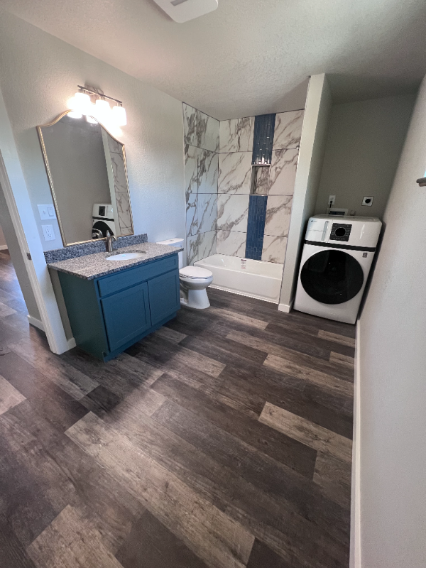 404 Scott St - Photo 7 of 11